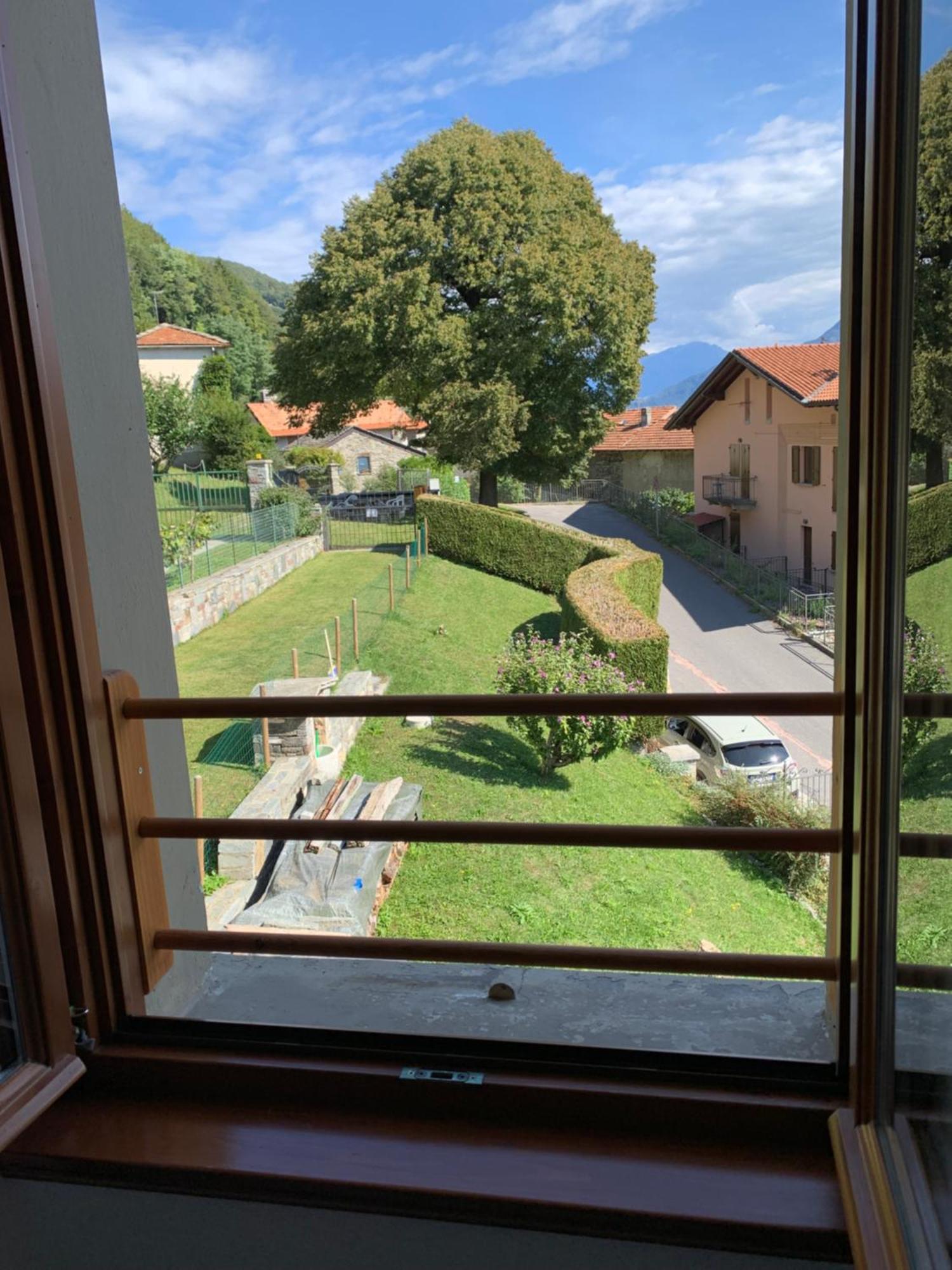 Casa Savina - Stupenda Vista Lago E Monti Plesio Екстериор снимка