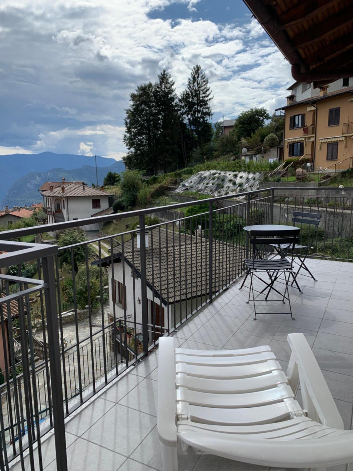 Casa Savina - Stupenda Vista Lago E Monti Plesio Екстериор снимка